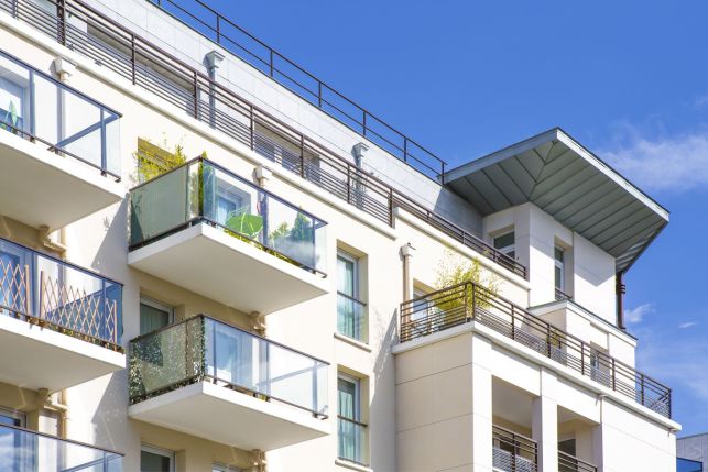 5 astuces pour se protéger du vis-à-vis sur un balcon