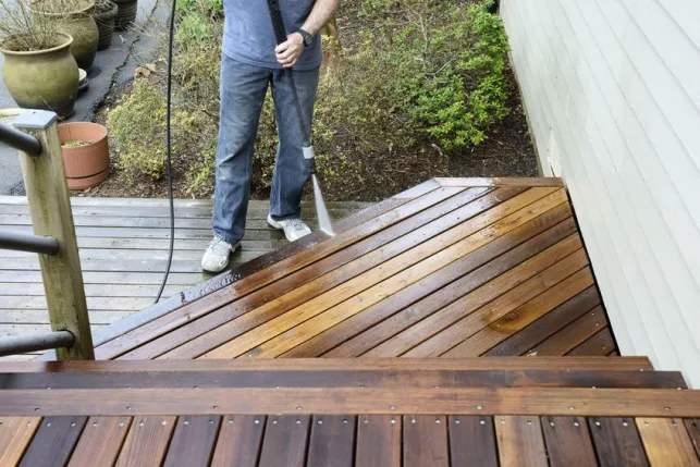 Anti-mousse pour terrasse