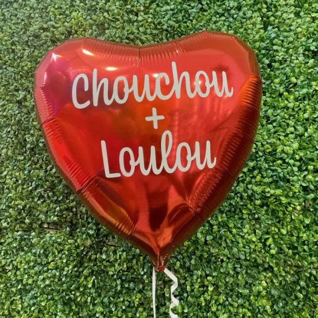 Utilisez les ballons personnalisés pour une décoration à votre image