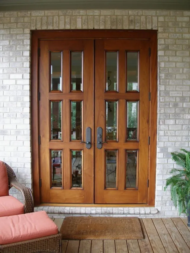 La porte-fenêtre en bois est un véritable atout d'élégance pour votre domicile