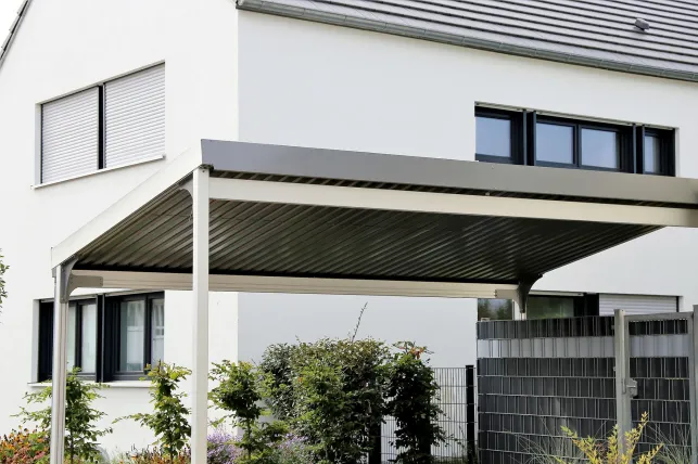 Carport sur-mesure à dimensions personnalisées