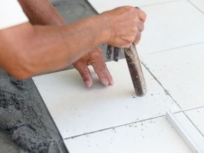 Comment percer proprement du carrelage ?