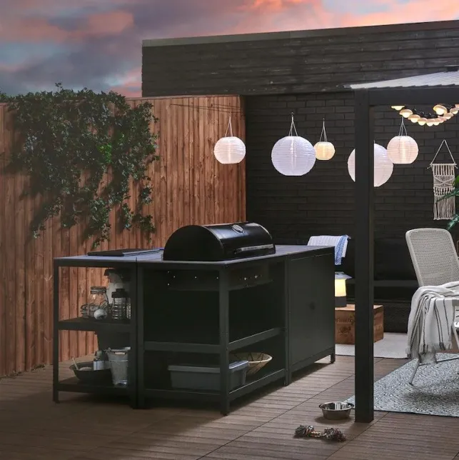 La cuisine extérieure Ikea s'adapte à votre style et votre terrasse