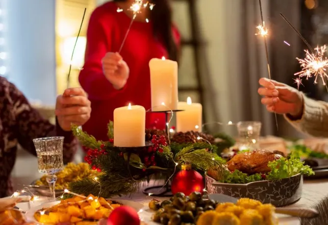 Décorer sa table de Noël pour moins de 30 €