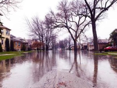 Dégât des eaux : faire appel à un plombier