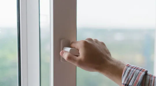 Durée de vie d’une fenêtre : savoir quand les changer ou les rénover