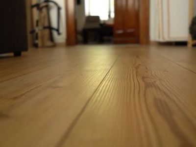 Ecart entre les lames d’un ancien parquet : que faire ?