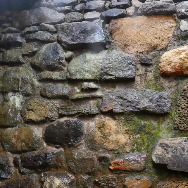 L'humidité est le premier ennemi d'une maison en pierre