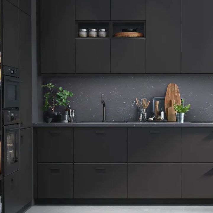 Une cuisine en angle noire tendance Une cuisine en angle noire tendance