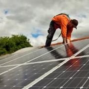 Installation de panneaux solaires photovoltaïques : les étapes