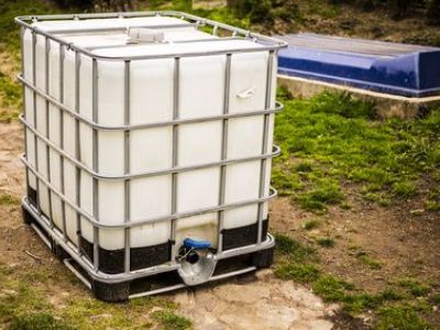 Installer une cuve de récupération d’eau de pluie