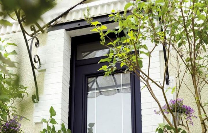 L'imposte d'une porte L'imposte d'une porte