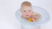 La baignoire Shantala : conçue spécialement pour les bébés