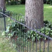 La clôture barreaudée