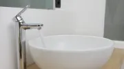 Les doubles vasques et doubles lavabos de salle de bain