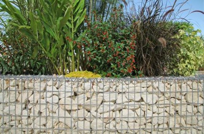Le mur en gabion, une clotûre tendance en pierres