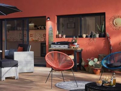 Les couleurs qu'il vous faut pour une terrasse tendance cet été !