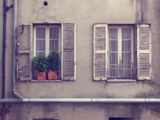 Les recours en cas de vices cachés sur une maison ancienne