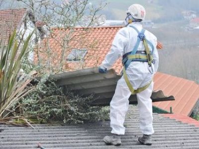 Les toitures contenant de l’amiante : un réel danger