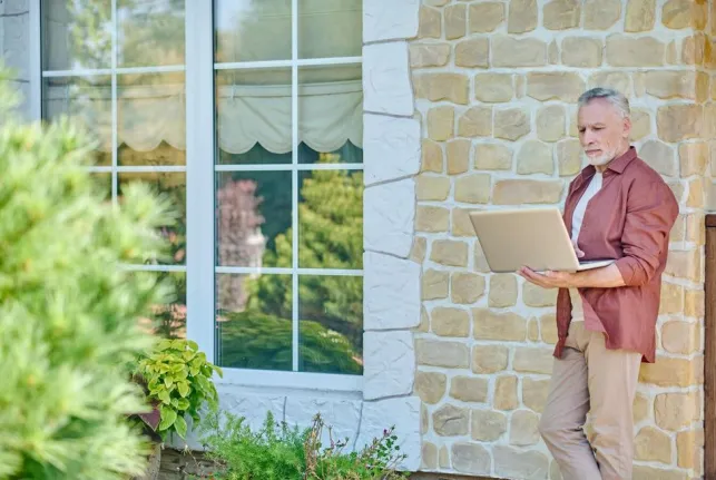 Maintien à domicile des séniors : comment adapter le logement ?