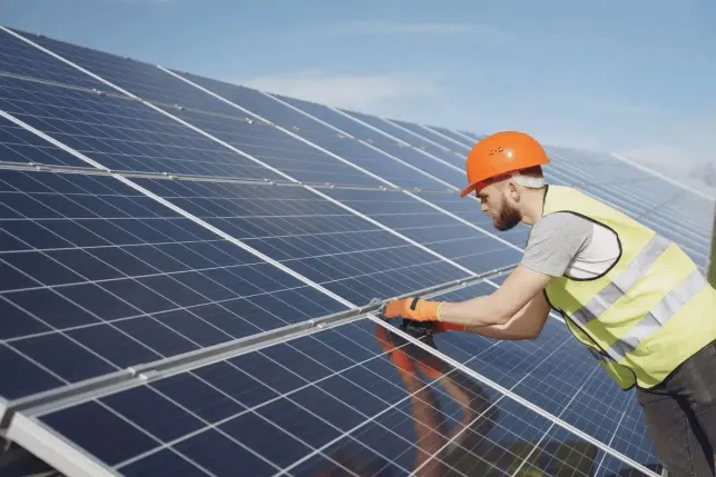 Les panneaux solaires en panne voient leur rendement diminuer ou complétement s'arrêter