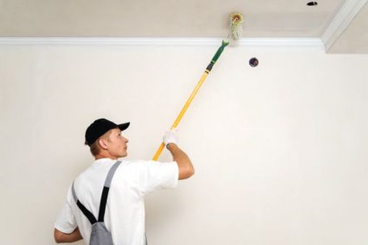 Peindre un plafond en couleur Peindre un plafond en couleur