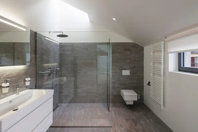 Peut-on poser du parquet dans une salle de bain ?