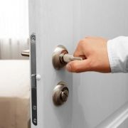 Poignée de porte : quel type choisir&nbsp;?
