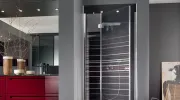 Porte de douche par Perene