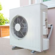 Pose d’une pompe à chaleur : faut-il une autorisation&nbsp;?