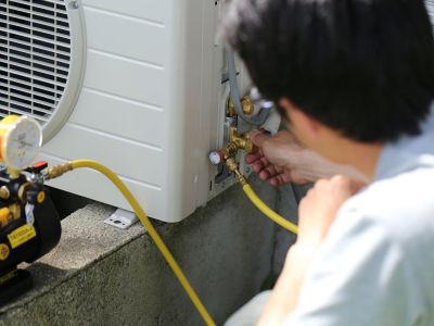 Prix entretien PAC : combien coûte la maintenance d’une pompe à chaleur ?
