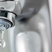 Robinet qui goutte, causes et solutions
